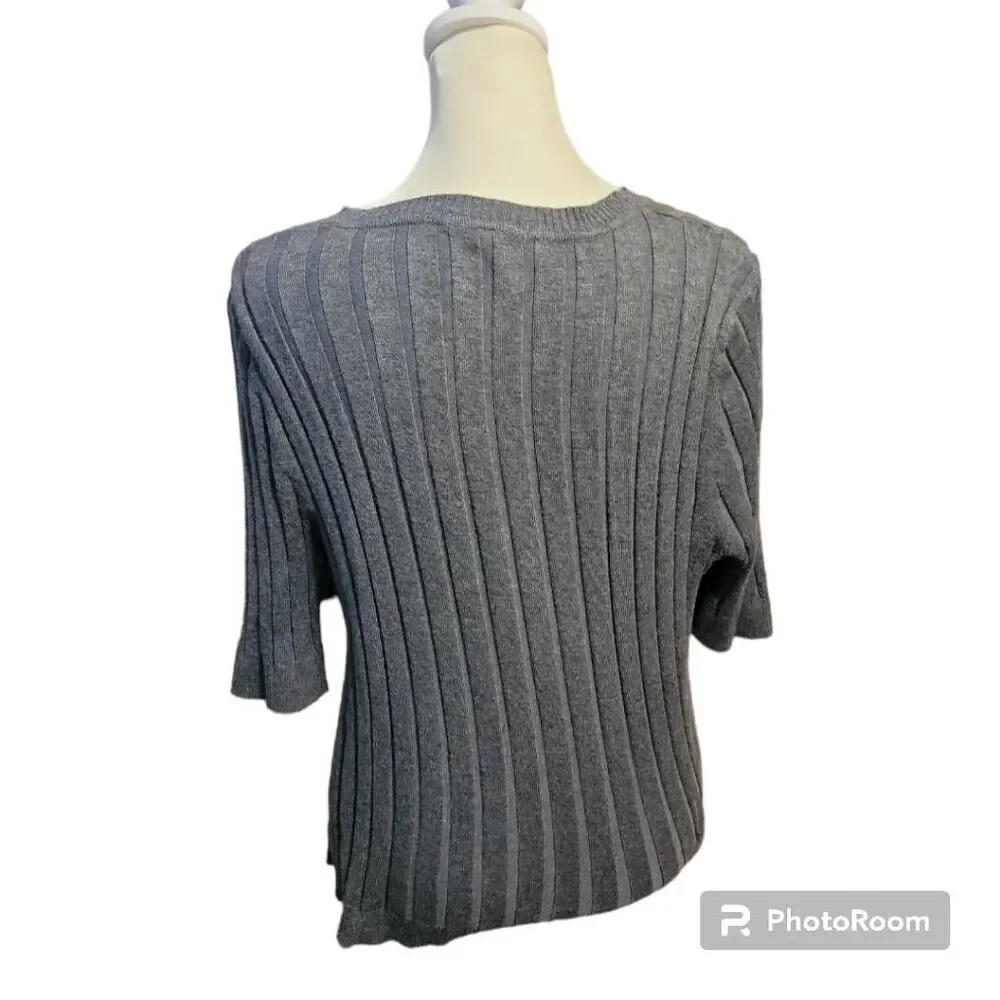 Roz & Ali Rouched Buttoned Gray Top Women's Size Petite Large